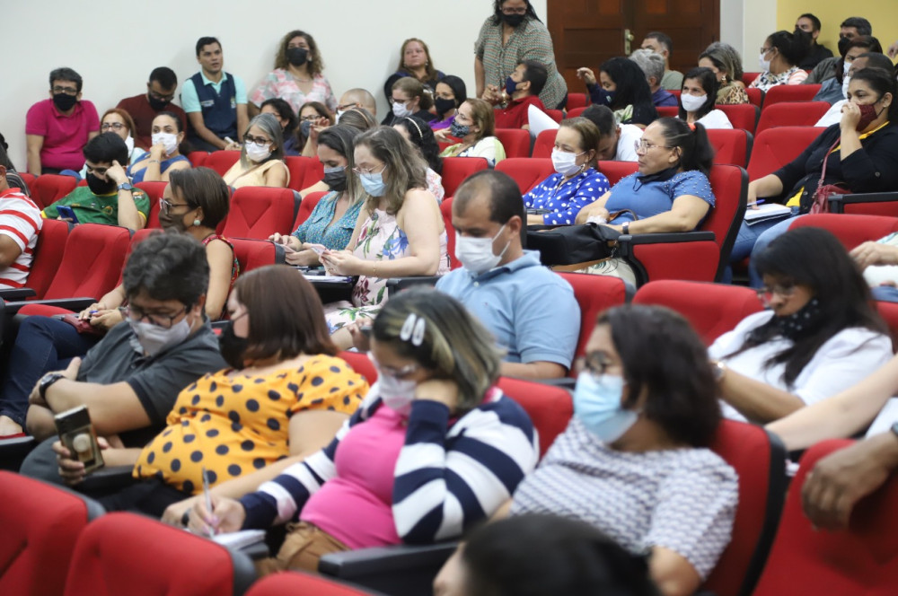 Reunião de alinhamento para o início do ano letivo 2022 nas escolas estaduais. Foto: Mardilson Gomes/SEE