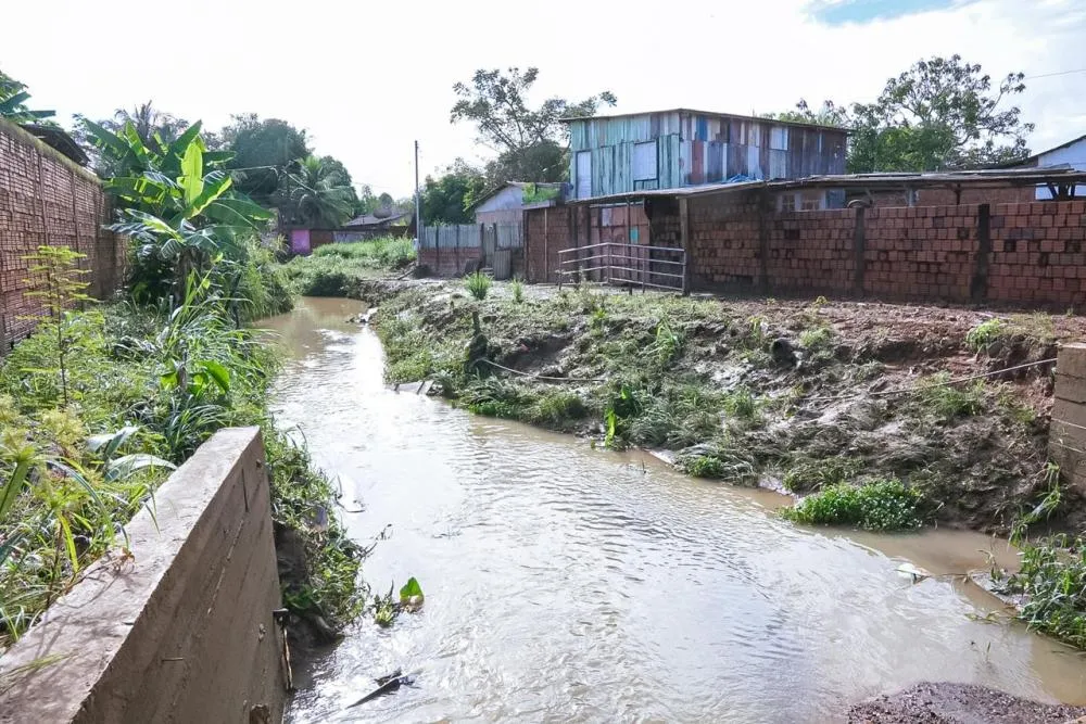 Prefeitura de Rio Branco mantém uma força-tarefa permanente nas áreas afetadas pelas fortes chuvas