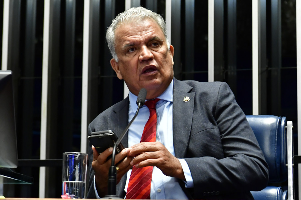 Plenário do Senado Federal durante sessão deliberativa ordinária. Na ordem do dia, PL 2.646/2020, que cria debêntures de infraestrutura. À mesa, senador Sérgio Petecão (PSD-AC). Foto: Waldemir Barreto/Agência Senado