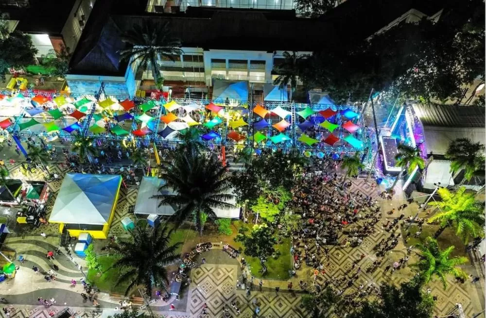 Bocalom abre oficialmente o Carnaval da Família com show da banda Tchakabum