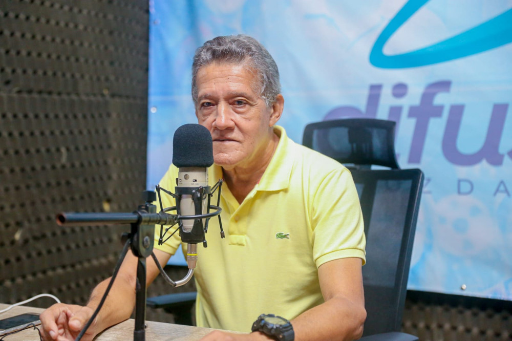 Zezinho Melo comemora o ofício de servir o público como inspiração para trabalhar. Foto: Neto Lucena/Secom