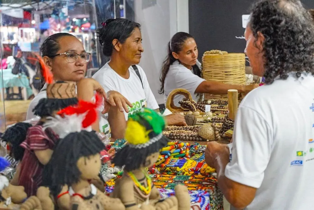 Coleção “Respira Acre” é lançada na ExpoAcre destacando a biodiversidade e o talento de artesãos locais